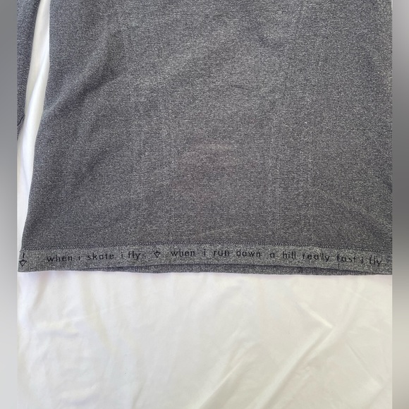 Ivivva Shirt Girls Size 14 -Swiftly Tech Gray Thumbholes Lululemon Top - Picture 6 of 7